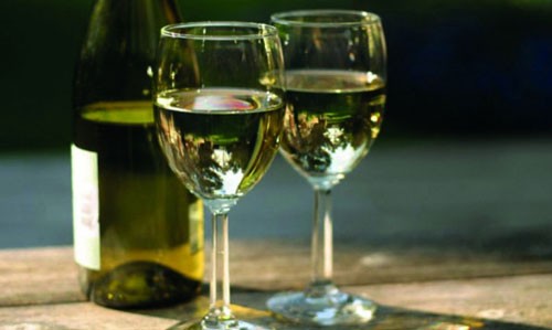 Чем вино сухое отличается от полусухого? С чем пьют сухое вино и как его сделать в домашних условиях
