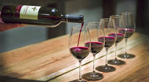 Как открыть вино штопором и без него? Чем открывают бутылку в домашних условиях