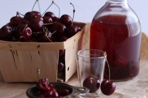 Как сделать вишневый ликер в домашних условиях