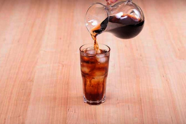 Виски с колой — рецепт и пропорции популярного коктейля, как приготовить со льдом и без льда
