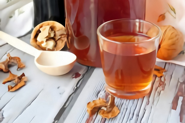 Настойка из перегородок грецкого ореха: простые рецепты в домашних условиях