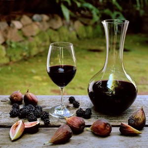 Вино из ежевики в домашних условиях: простой рецепт приготовления