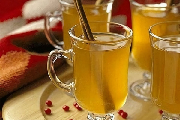 Коктейли на Новый год &mdash; 26 лучших алкогольных и безалкогольных рецептов для дома