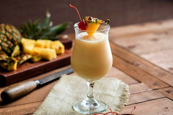Безалкогольная Пина Колада &mdash; тропический коктейль с Карибскими корнями