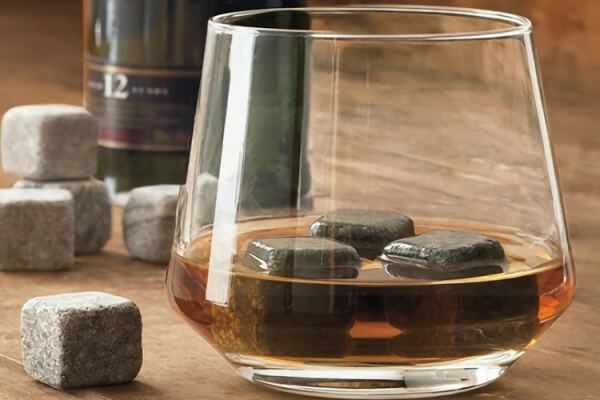 Охлаждающие камни для виски — зачем они нужны, какие лучше и как ими пользоваться