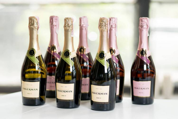 Шампанское: как выбрать лучшее на Новый год, топ отечественных и зарубежных марок игристого, бюджетные варианты