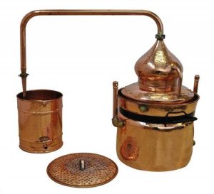 Аламбик &ndash; медный самогонный аппарат с многовековой историей