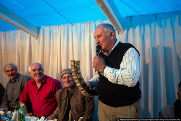 Грузинские тосты &mdash; за что поднимают бокалы кавказские мужчины