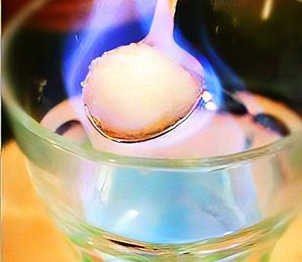 Коктейли, которые поджигают &mdash; 15 лучших рецептов для приготовления дома