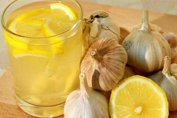 Настойка из чеснока с лимоном &mdash; 6 рецептов для лечения различных недугов