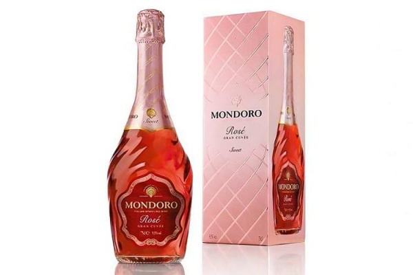 Шампанское Мондоро (Mondoro) &mdash; премиальное игристое из Италии для гурманов