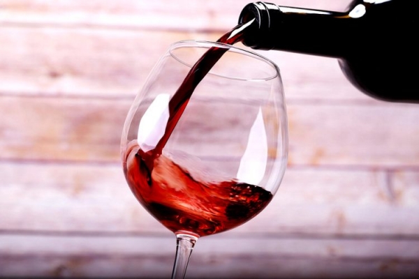 Калорийность вина — сколько калорий в бутылке и бокале сухого, красного и белого вина