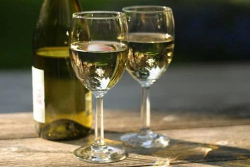 Вкусное и полезное полусладкое вино. Рейтинг лучших марок и производителей